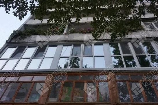 Французское остекление 3-х лоджий ул. 50 лет Октября